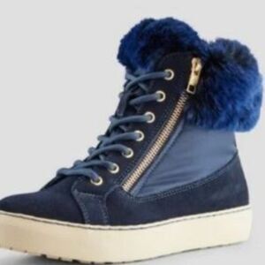 Danica Snow Sneakers by Cougar in Blue Size 7 Hi-top Lined Sneakers‎